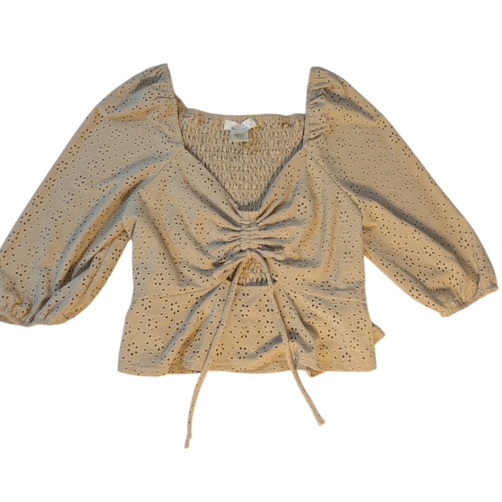 Urban Romantics Crop Top Beige Eyelet Smocked Small Ruffle Stretch SZ Med-Large